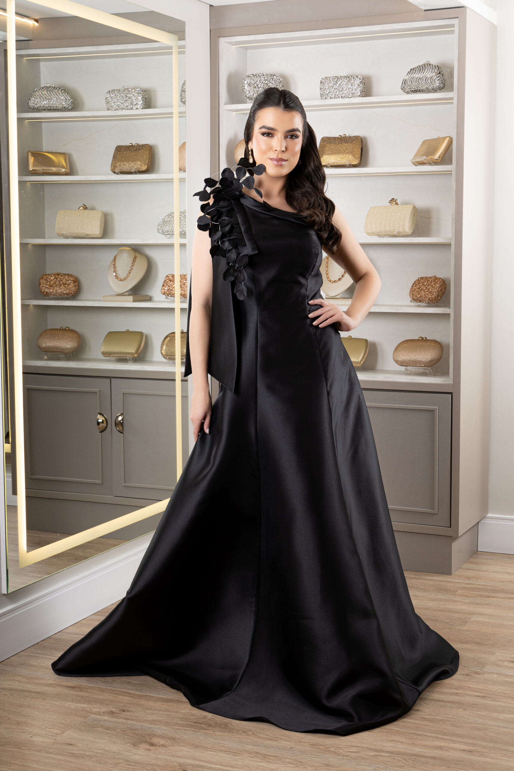 Tassiane Flores preto